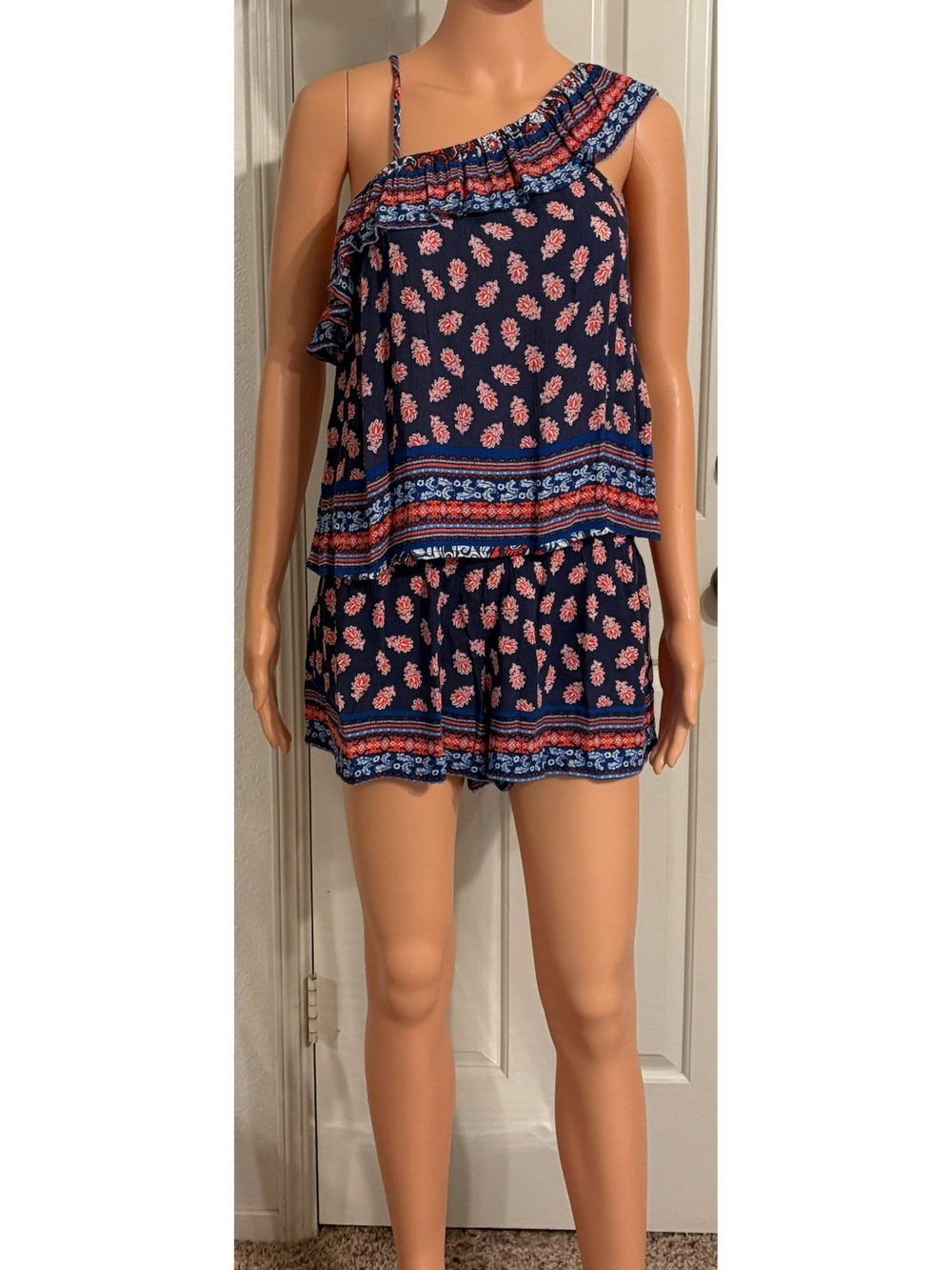 Women’s Navy Floral Elastic Waist Shorts And Matching Shirt- Navy Pink